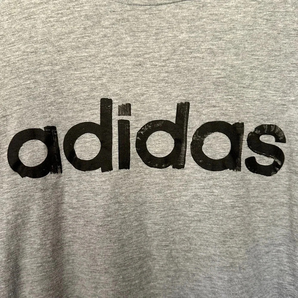 Adidas Basic Gray T-Shirt Sz XL - Picture 2 of 4
